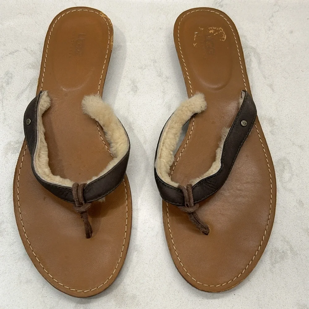 Ugg Fur Flip Wooden Bottom Flops Women’s Size 8
